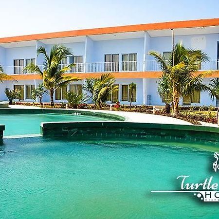 Turtle Beach Hotel Ujunggenteng Bagian luar foto