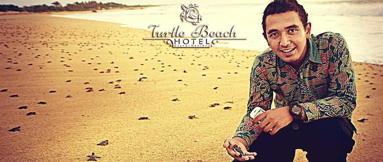 Turtle Beach Hotel Ujunggenteng Bagian luar foto